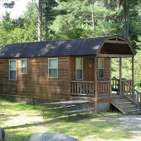 Lake George Escape - Campground Warrensburg ภายนอก รูปภาพ
