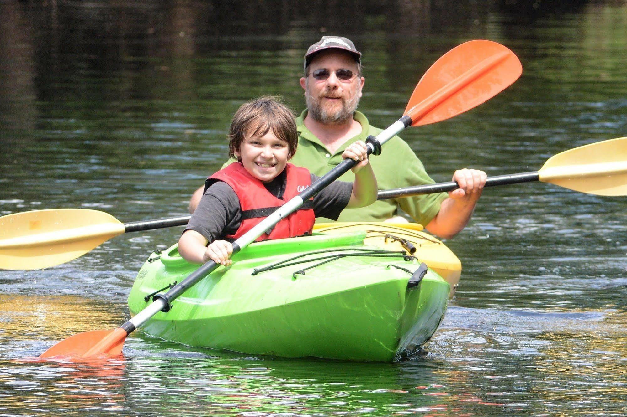 Lake George Escape - Campground Warrensburg ภายนอก รูปภาพ